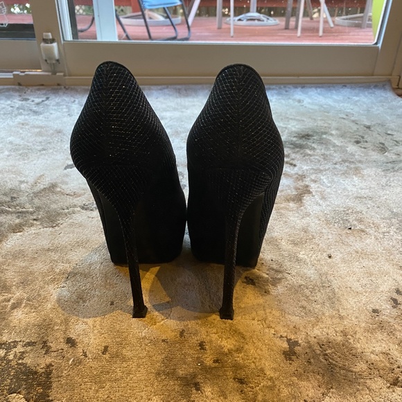 Yves Saint Laurent Tribute Two Sparkly Black Heels - Picture 4 of 7
